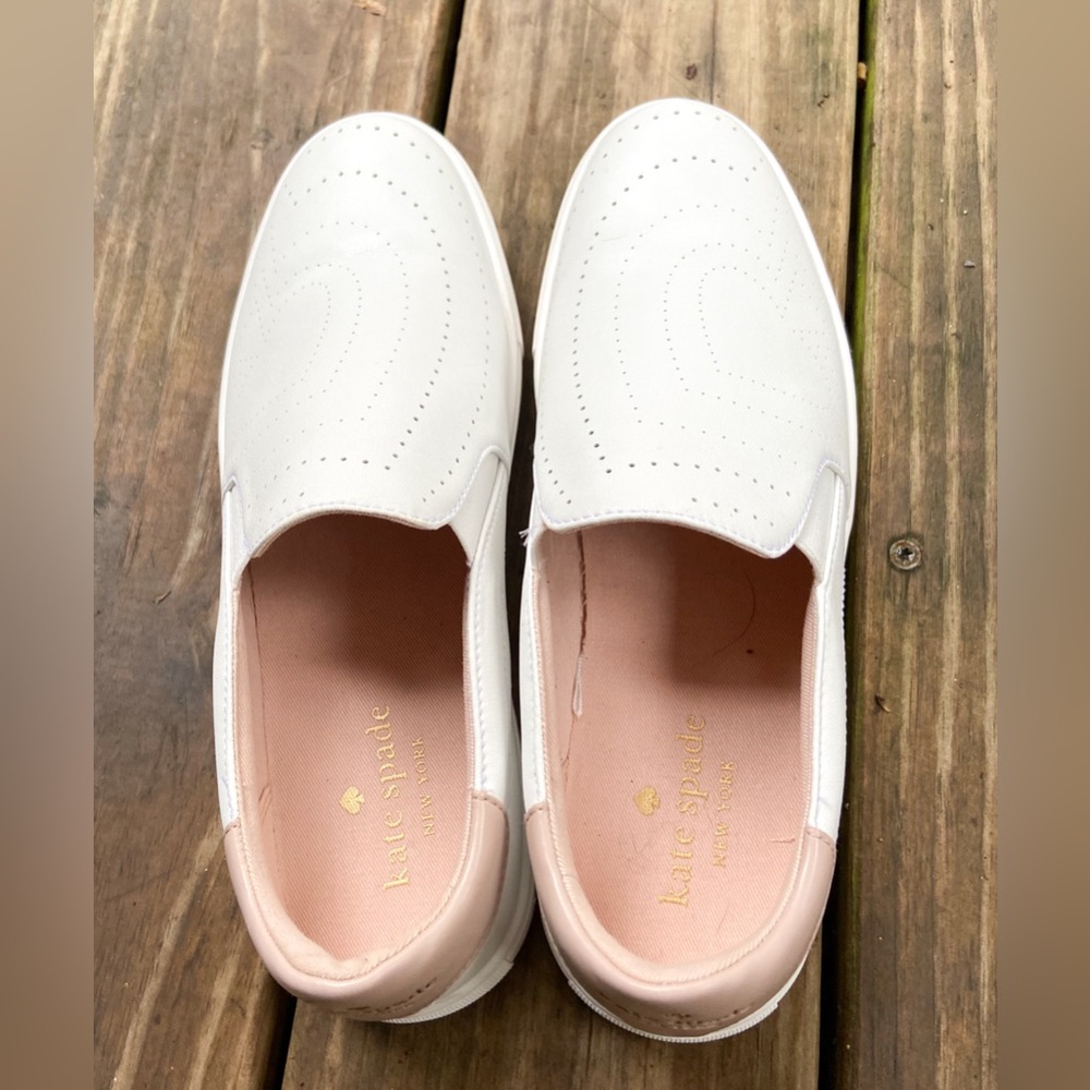 Kate Spade Women's Perforated White & Pink Leather Slip-On Sneakers. Comfortcore - Picture 15 of 16